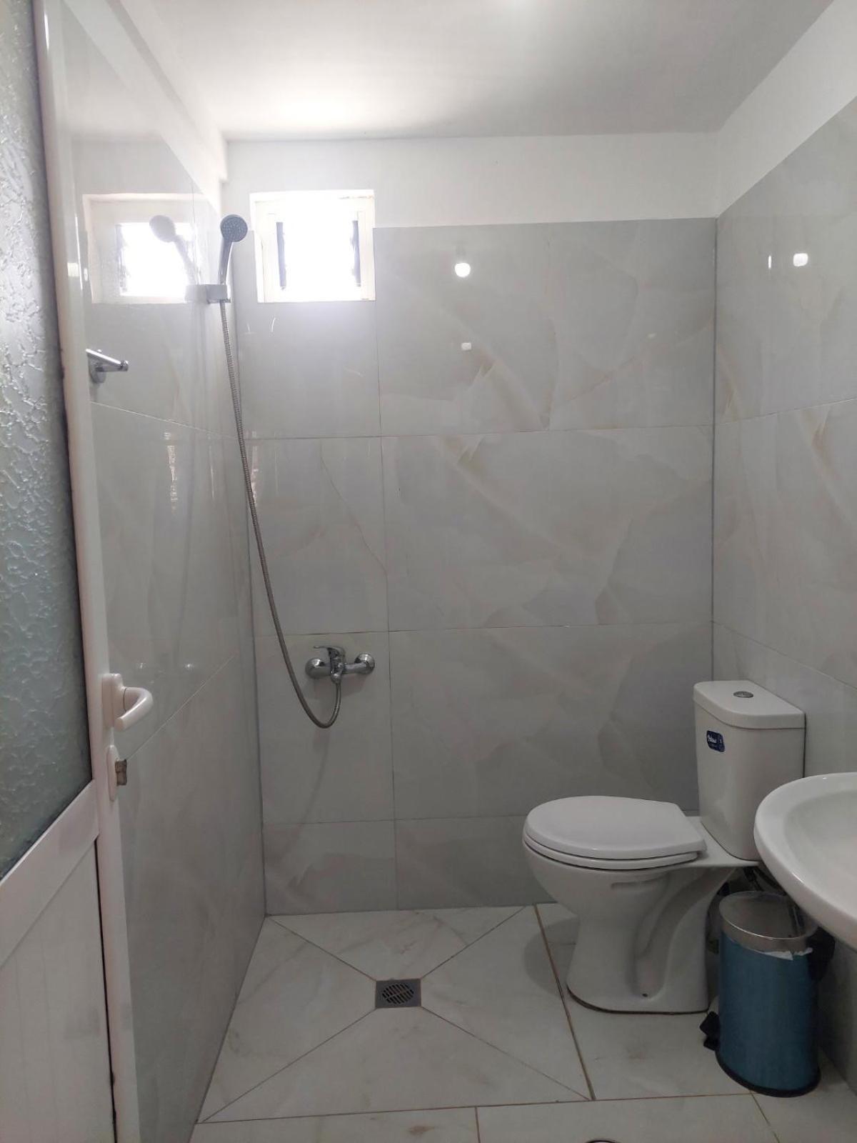 Qeparo Antonio Rooms ภายนอก รูปภาพ