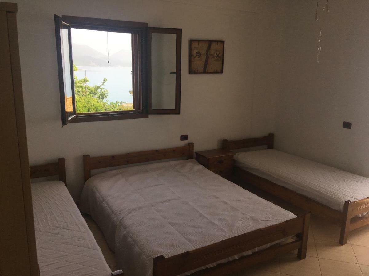 Qeparo Antonio Rooms ภายนอก รูปภาพ