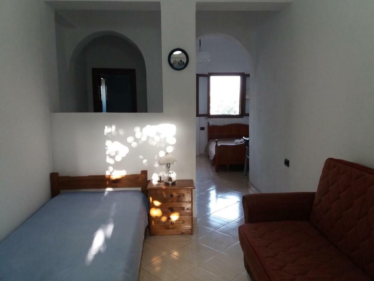 Qeparo Antonio Rooms ภายนอก รูปภาพ